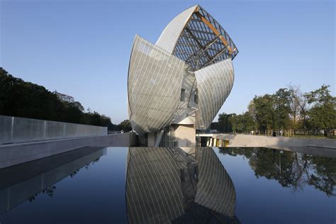 fondation louis vuitton bois de boulogne|fondation Louis Vuitton location.